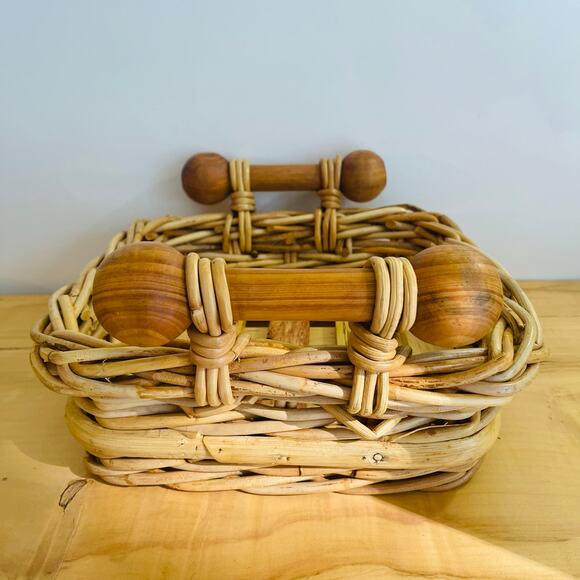 Vintage Woven Wicker Basket w/ Handles Wood Slats Bottom Decor Fruit Centerpiece - Picture 4 of 15